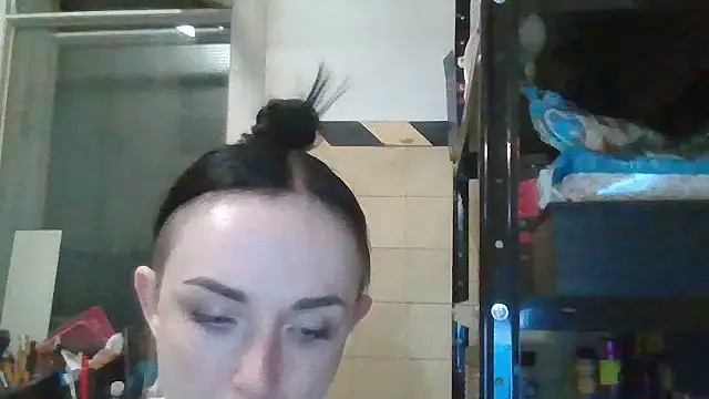 Trinsy_Love's Live XXX Chat