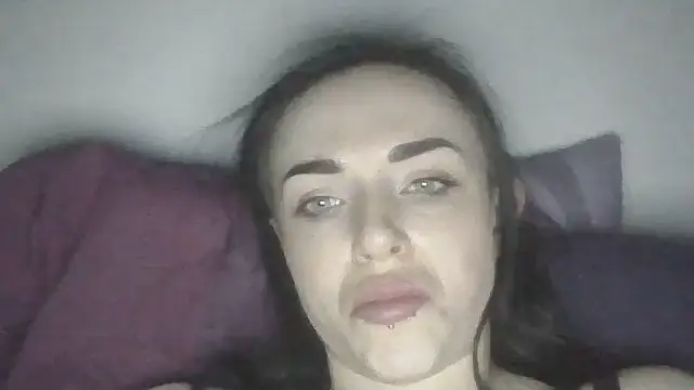 Trinsy_Love's Live XXX Chat