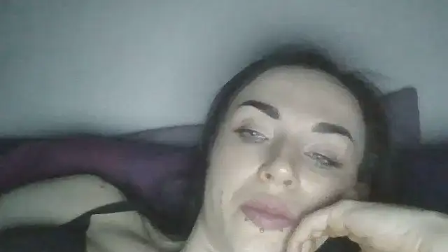 Chat XXX en directo de Trinsy_Love