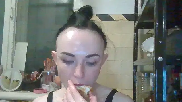 Czat XXX na żywo – Trinsy_Love