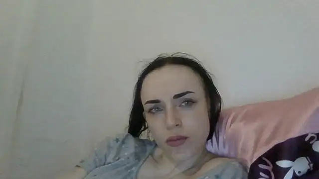 Trinsy_Love Chat XXX live