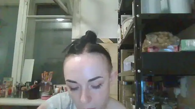 Trinsy_Love Chat XXX in diretta