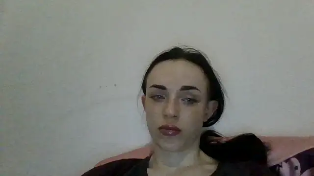 Chat +18 de Trinsy_Love ao vivo