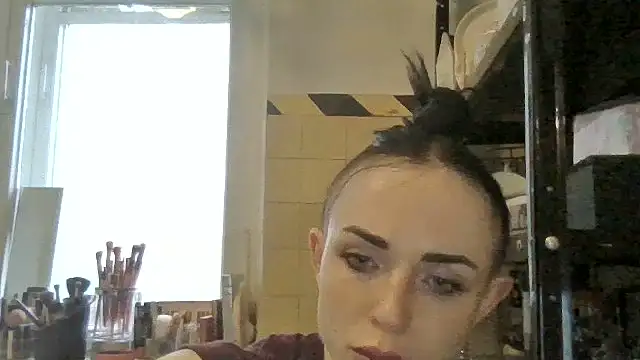 Czat XXX na żywo – Trinsy_Love