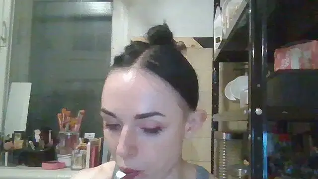 Trinsy_Love's Live XXX Chat