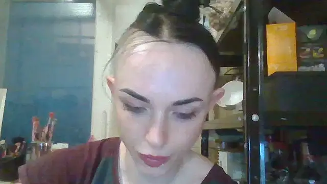 Trinsy_Love Chat XXX live