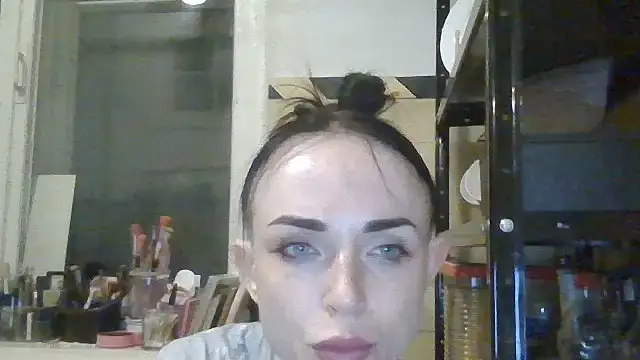 Chatroom XXX en direct de Trinsy_Love