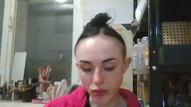 Trinsy_Love Chat XXX in diretta