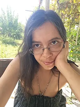 rposhta1991 Adlı Modelin Canlı XXX Sohbeti