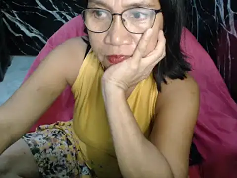 ASIANDOLLY4U69's Live XXX Chat