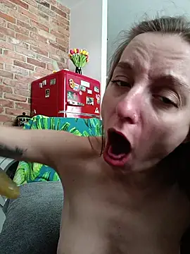 SluttyBanana's Webcam Show