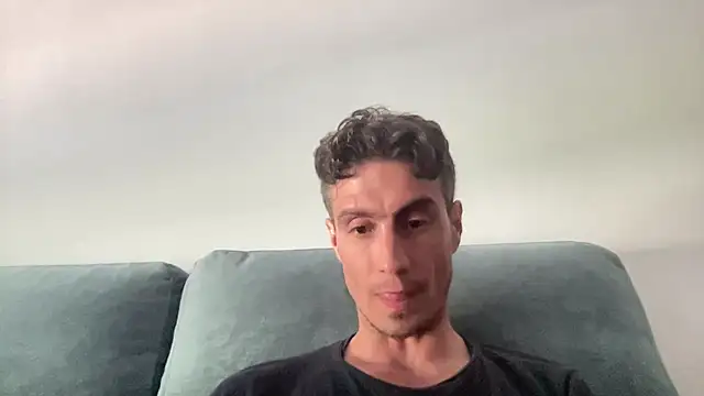 yupimund10's Webcam Show