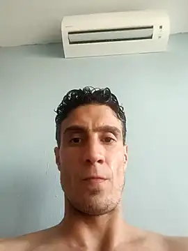 yupimund10 Show in webcam