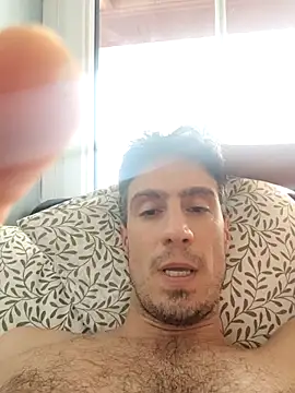yupimund10 Show in webcam