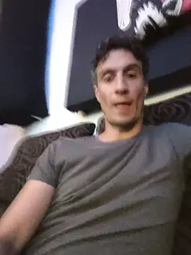 yupimund10's Webcam Show