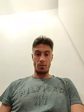 yupimund10 Pertunjukan Webcam