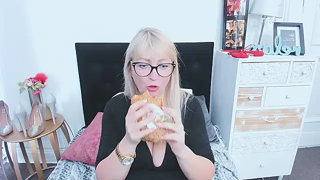 sweetMariina's Live XXX Chat
