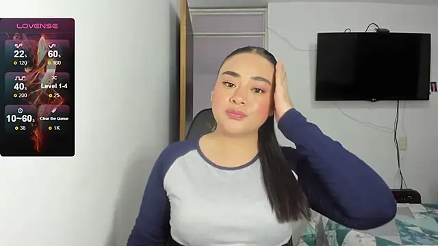 צ'אט XXX בשידור חי של ReyleDoll