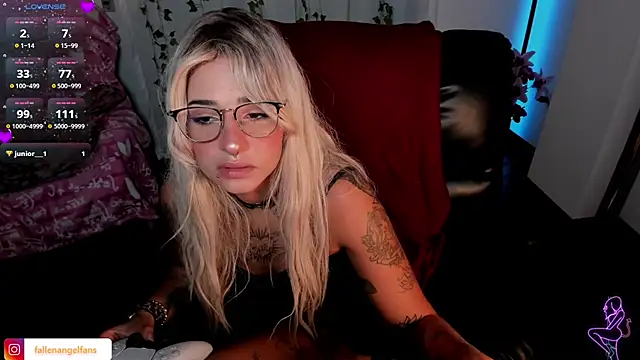 Fallengangel Adlı Modelin Canlı XXX Sohbeti