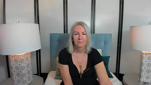 EricaTop's Live XXX Chat