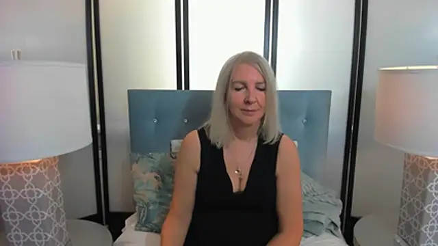 EricaTop's Webcam Show