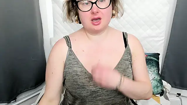 dirtyBonnie Obrolan Langsung XXX