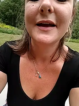 SwedishJennifer Webcam Show
