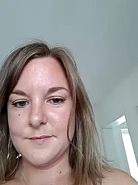 SwedishJennifern Webbikameraesitys