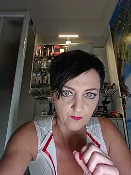 lucillabollente's Live Sex Cam Show