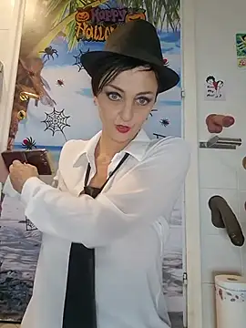 lucillabollente Show in webcam