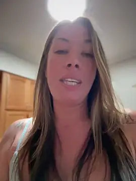 MiraKisss Show in webcam