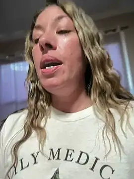 MiraKisss Webcam-Show
