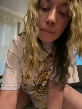 MiraKisss Webcamshow