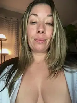 MiraKisss Webcam-Show