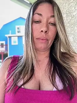 Show de MiraKisss na webcam