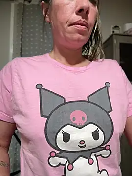 MiraKisss' Webcam Show