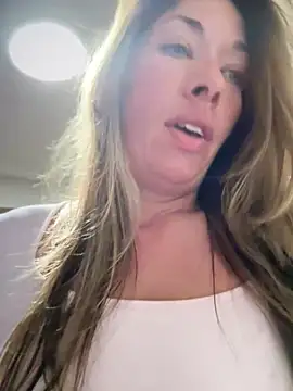 Show de MiraKisss na webcam