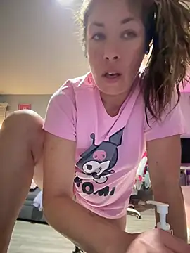 MiraKisss Show in webcam