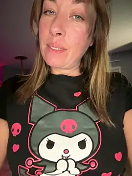 MiraKisss' Webcam Show