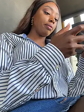 ChocoBliss Show in webcam
