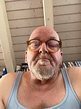 wankcellar webcam show