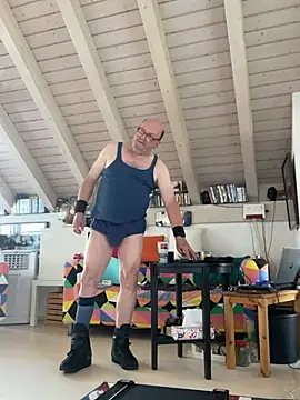 wankcellar Webcamshow