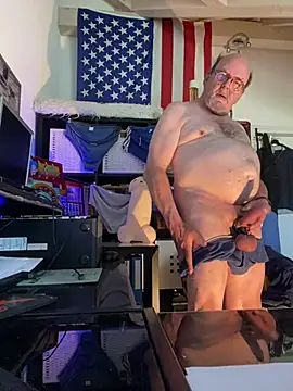 wankcellar's Webcam Show