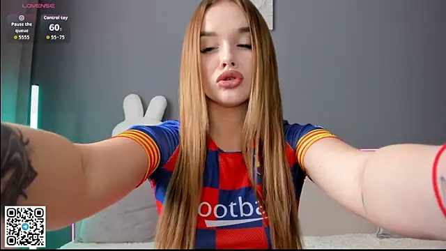 Malika_Lisan – Naživo XXX chat