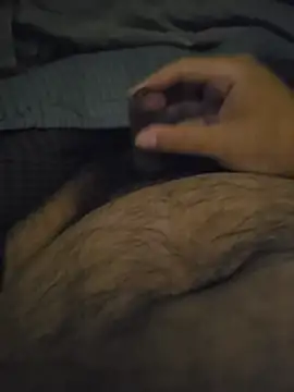 uwuisalive's Webcam Show
