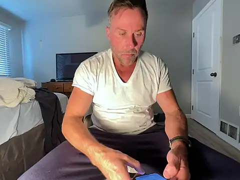 bamginblue's Webcam Show