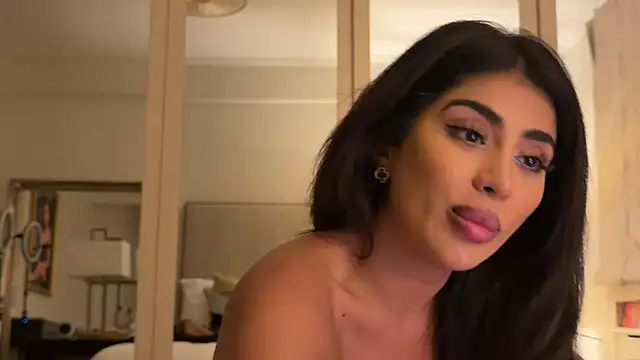 Show webcam de ArabicBarbie