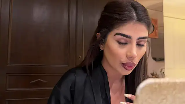 ArabicBarbie webcam show