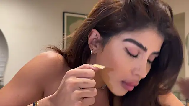 ArabicBarbie élő XXX-chatje