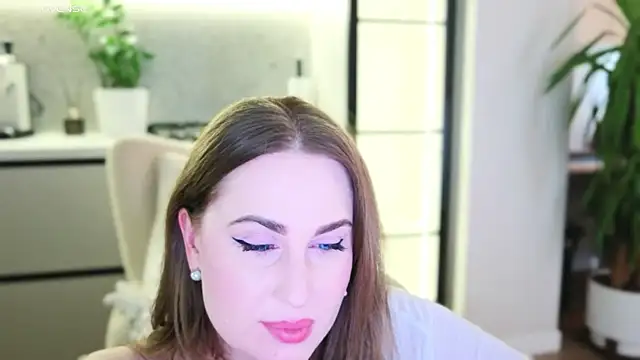 Вебкам-шоу Miss_Magic_Eyes_